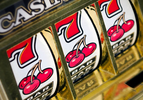Live blackjack table with professional dealer on jatengtoto login Sydney Pools
